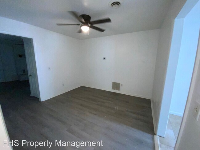 Building Photo - 4 br, 2 bath House - 1731 W Walnut