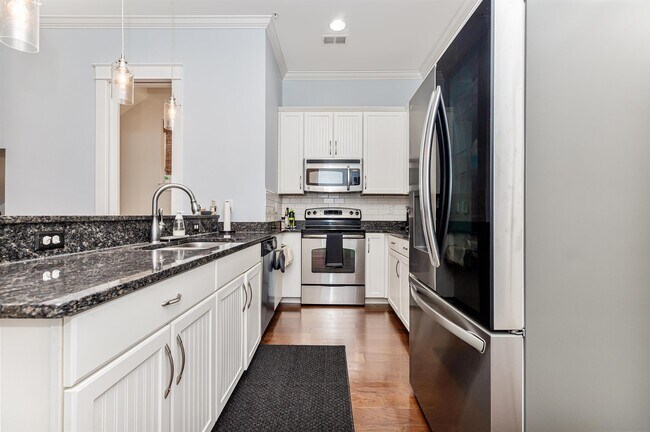 Building Photo - 3418 Baldwin Ln