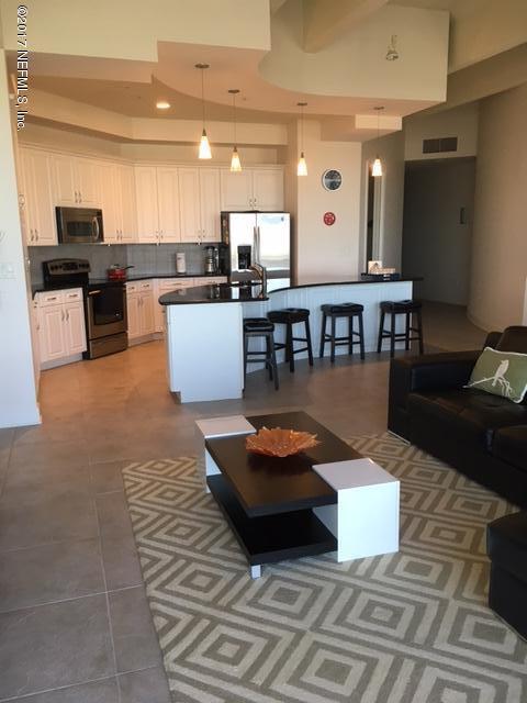 Building Photo - 320 1st St N