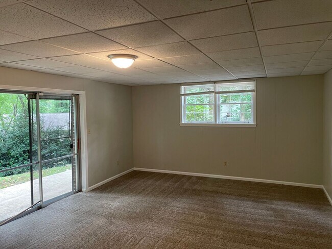 Building Photo - Home For Rent - Brookwood Forest