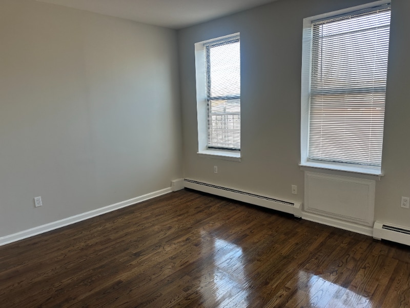 Building Photo - 67 Brinkerhoff St