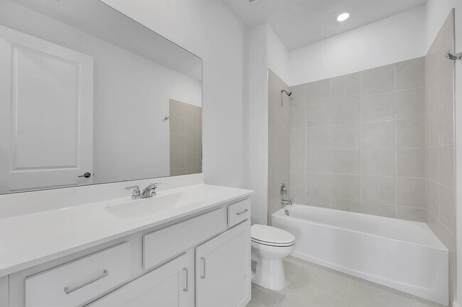 Building Photo - 3462 Cedar Grv Dr