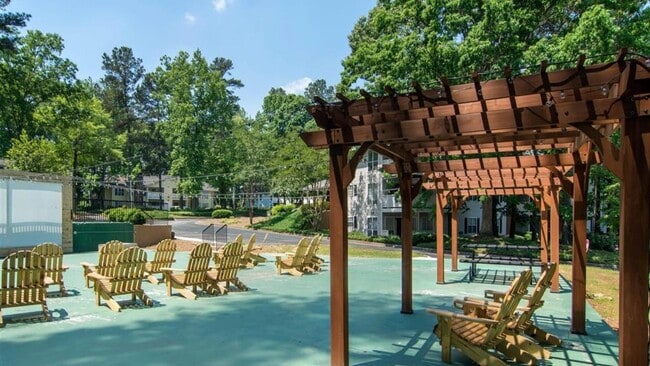 Building Photo - 2311 Dunwoody Crossing