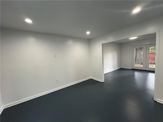 Building Photo - 7702 Belcrest Pl