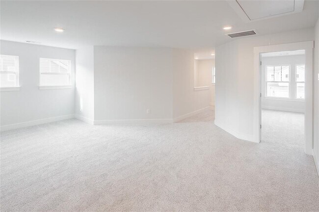 Building Photo - 107 Doya Ct