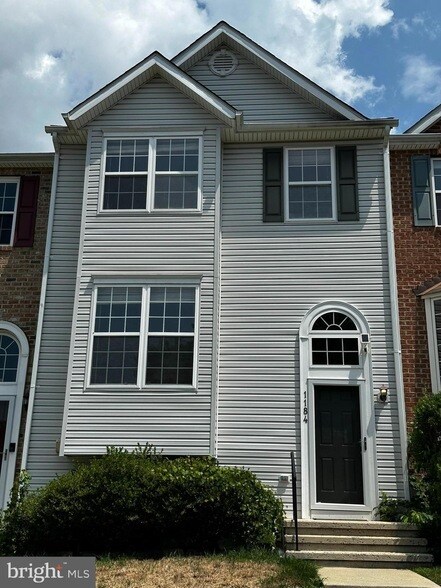 Building Photo - 1184 Fetterbush Cir