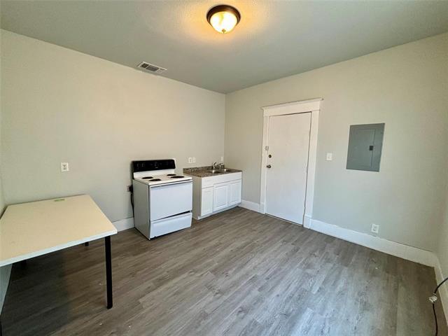 Building Photo - 1627 Alston Ave