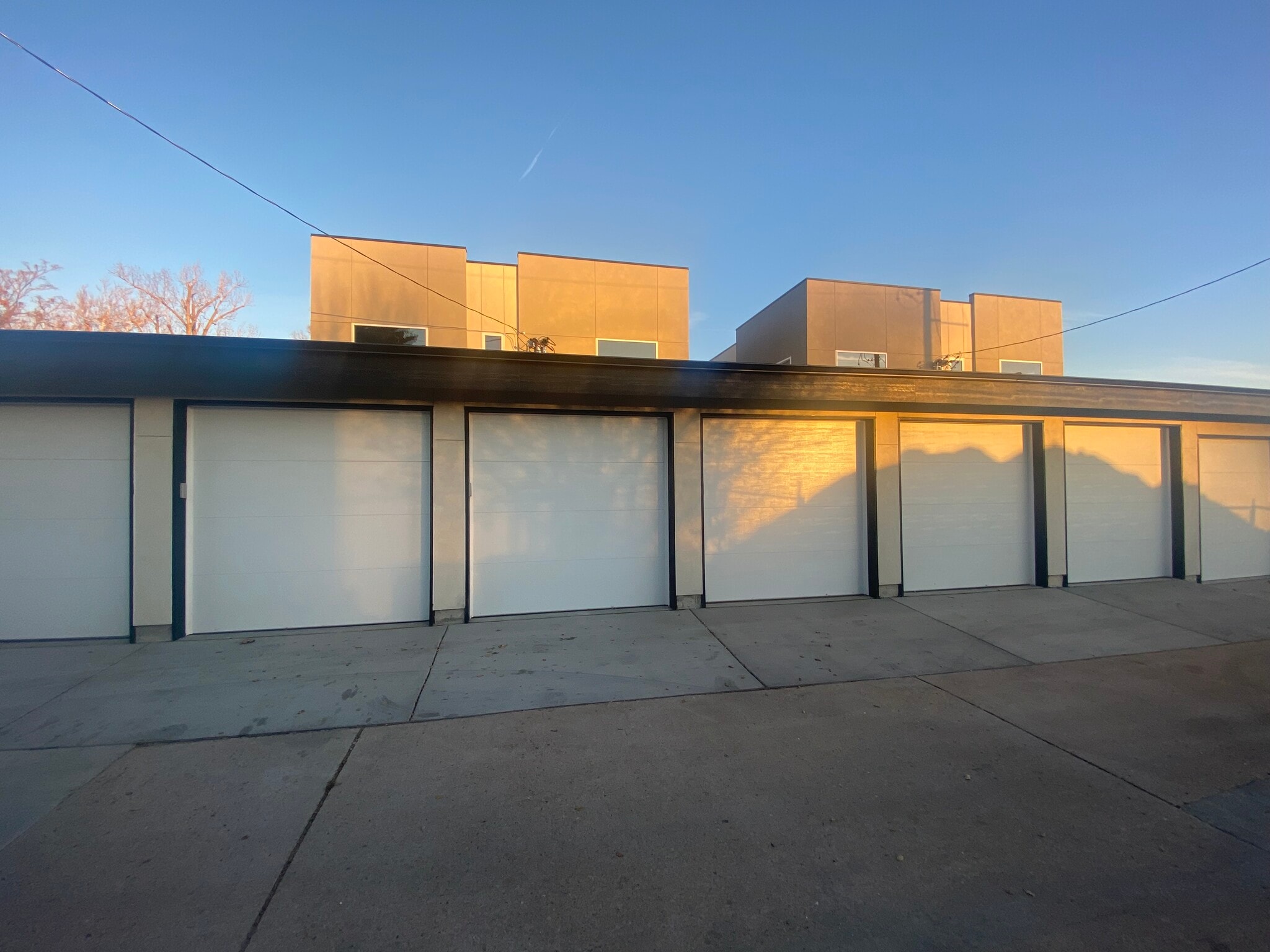 Building Photo - 2025 W 48th Ave