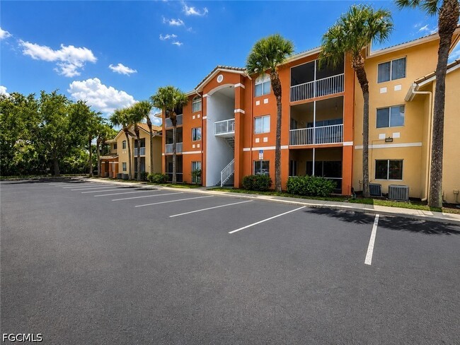 Building Photo - 6490 Aragon Way