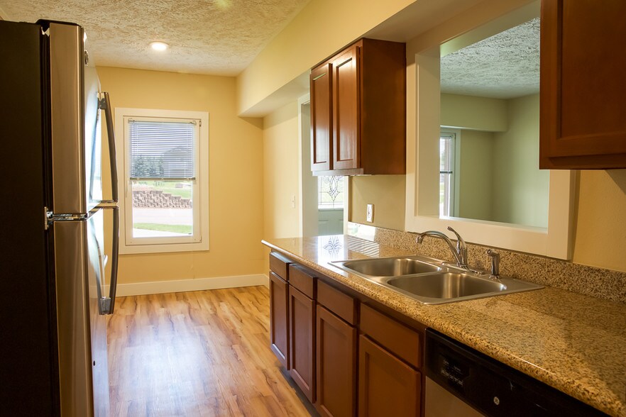 Fieldstone Apartments 6020 W Fieldstone Hills Dr Caledonia MI 49316