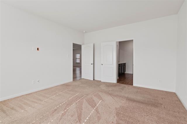 Building Photo - 3004 Cliffview Dr