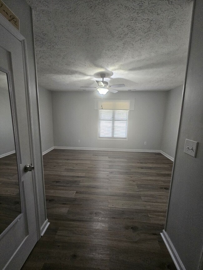 Building Photo - 509 Auburndale Ln