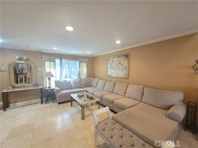 Building Photo - 6541 Wystone Ave
