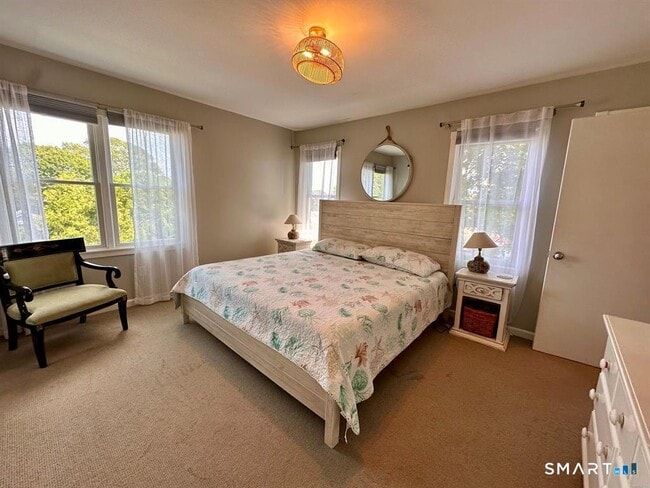 Building Photo - 44 Warren St