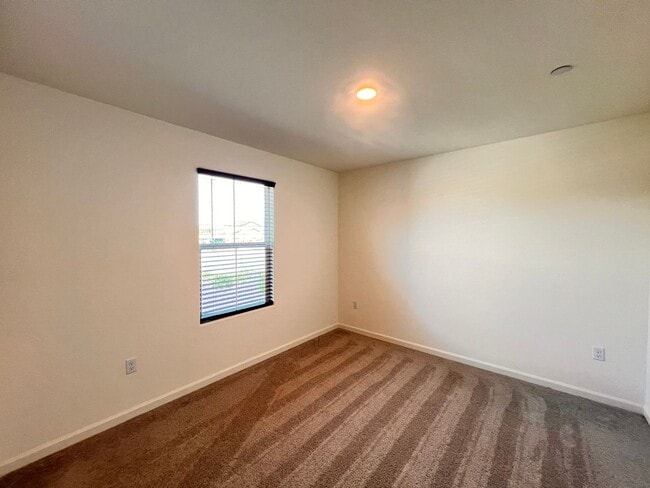 Building Photo - 8603 Lunascape Ave