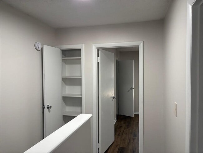 Building Photo - 3 Eastview Cir