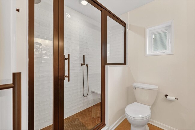 Building Photo - 2015 N Woodstock St