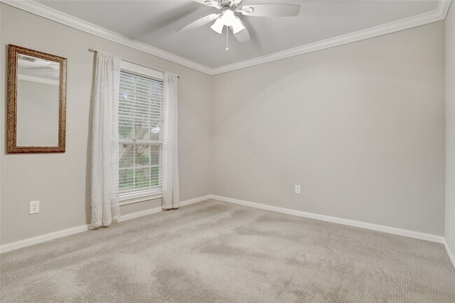 Building Photo - 7514 Olympia Dr