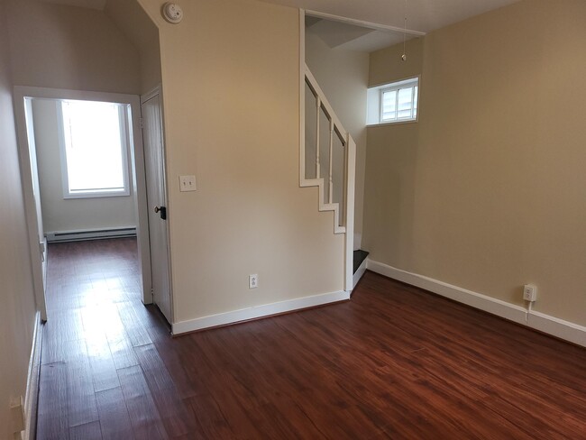 Building Photo - 110 E South St