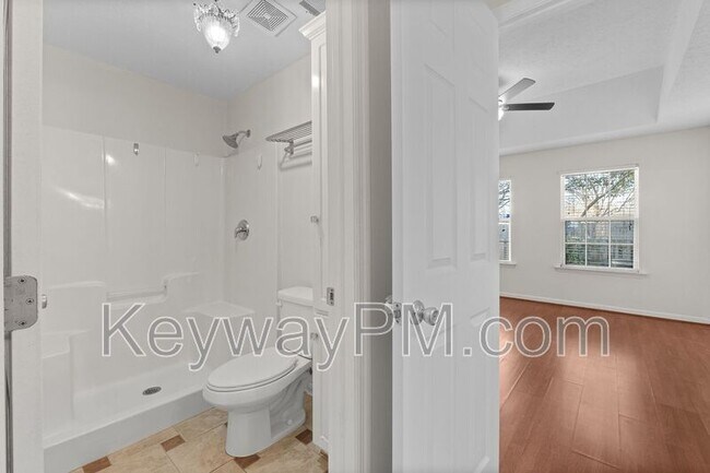 Building Photo - 189 Satomi Way