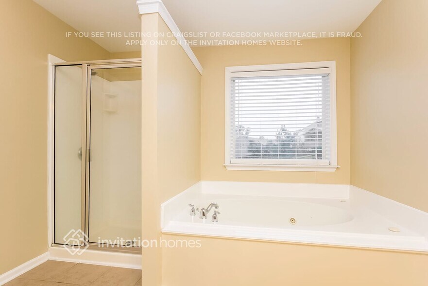 Building Photo - 2462 Fisk Falls Dr