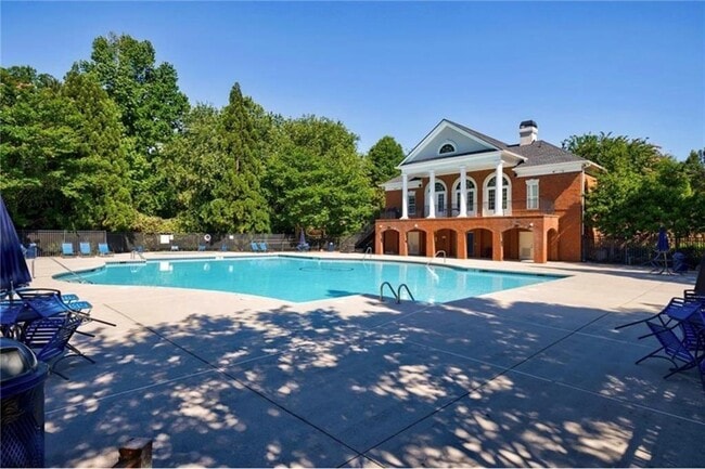 Building Photo - 3286 Welmingham Dr SW