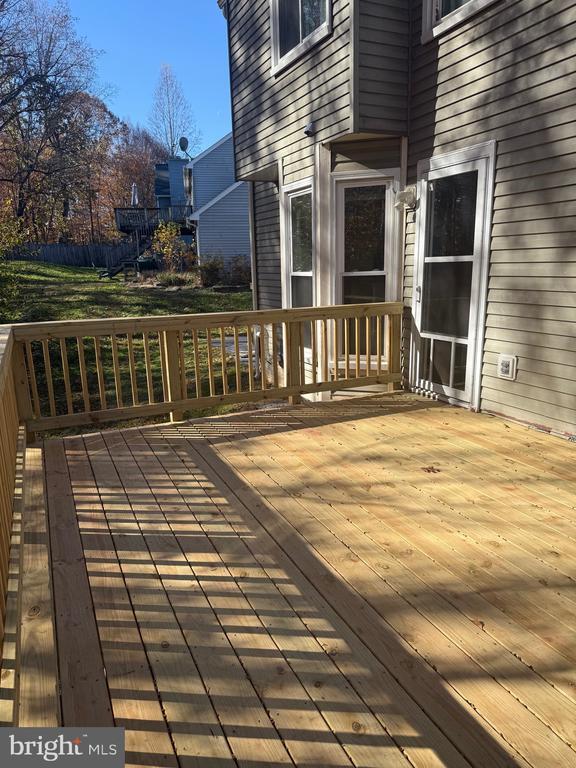 Building Photo - 10021 Windridge Dr