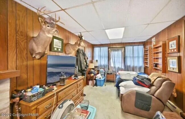 Building Photo - 400 Hemlock Dr