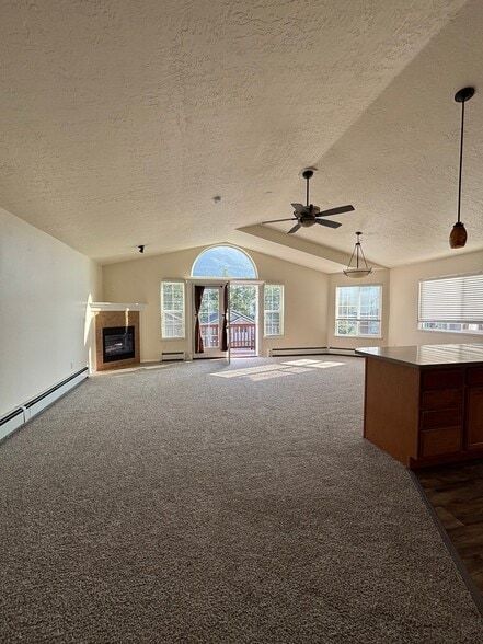 Building Photo - 20713 Mountain Vista Dr