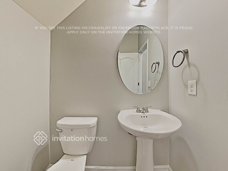 Building Photo - 14817 Baytown Court