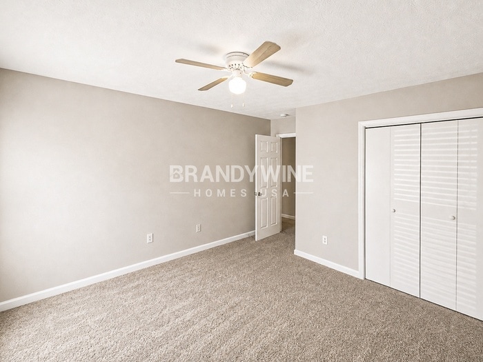 Building Photo - 9040 Gardener Dr