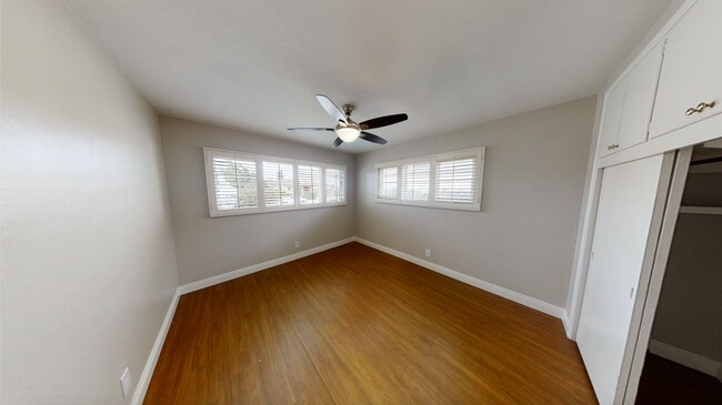 Building Photo - 5532 Mary Ln Dr
