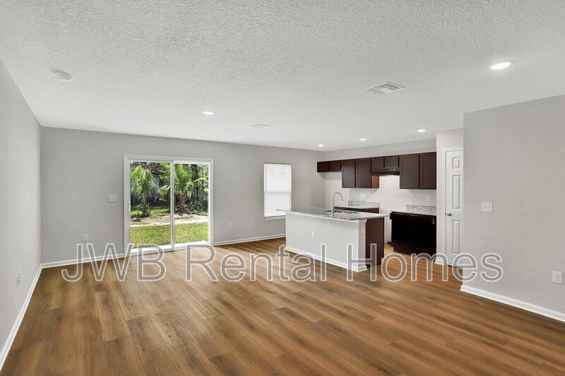 Building Photo - 5440 Chenango Blvd