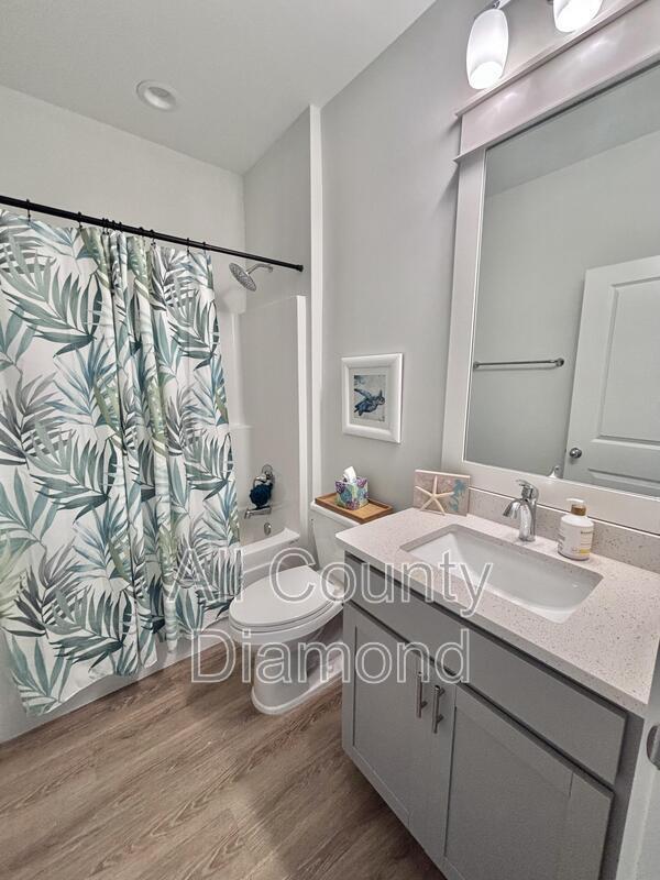 Building Photo - 446 Foxtail Wy