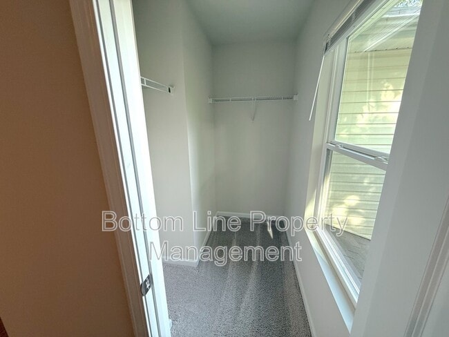 Building Photo - 5080 Grain Ct