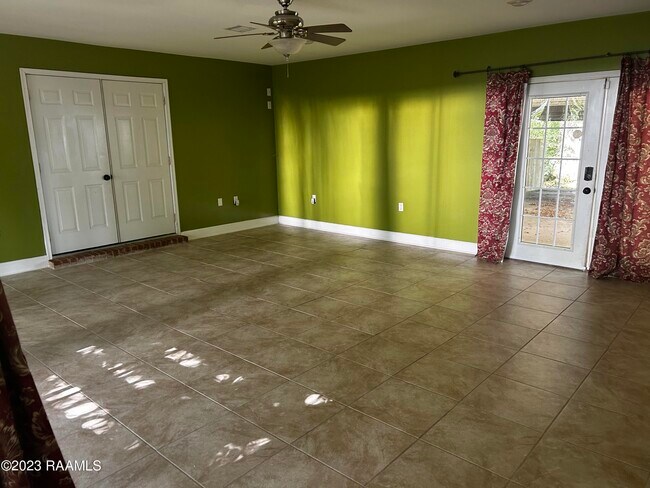 Building Photo - 703 Lexington Pkwy