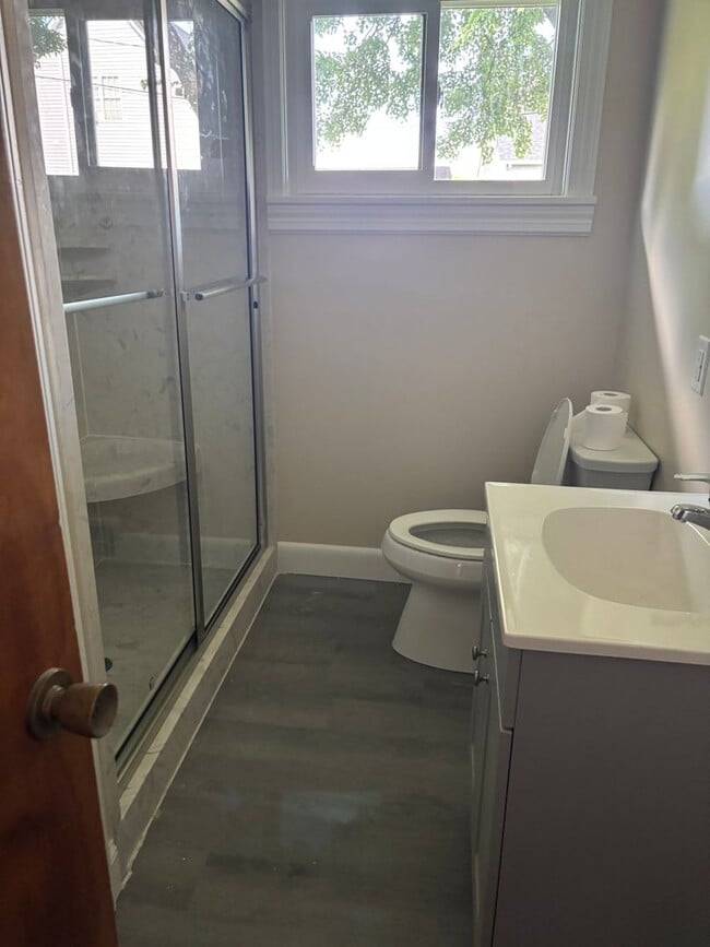Building Photo - 2 Bedroom 1 Bath Convenient to I-85