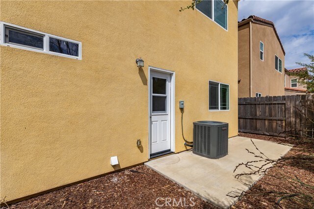 Building Photo - 351 Calle de Pueblo
