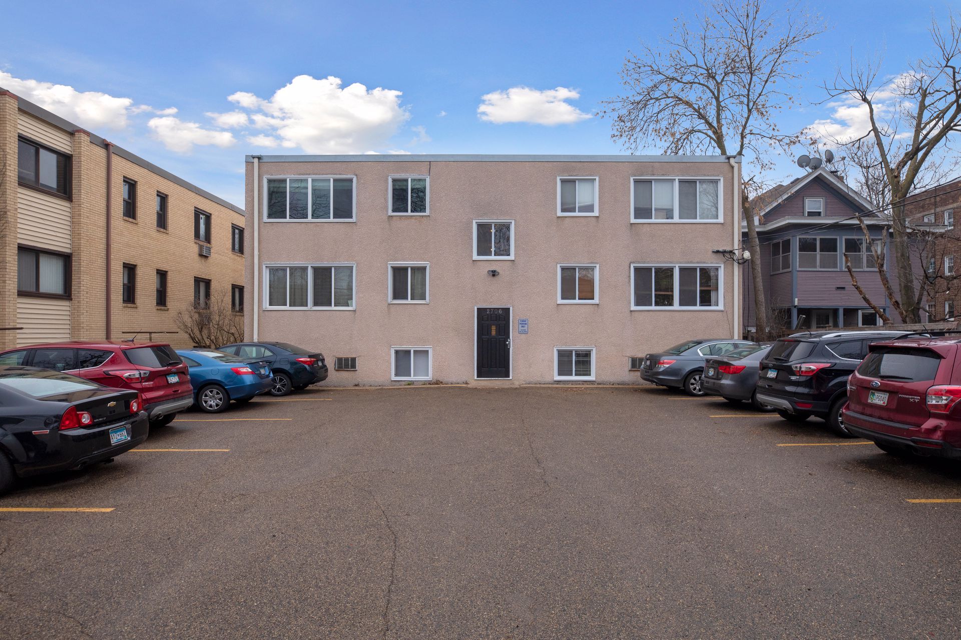 Building Photo - 2706 Humboldt Ave S