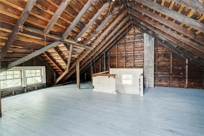 Building Photo - 49 Depew St