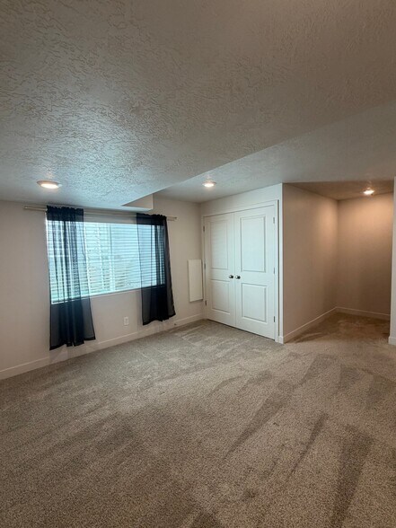 Building Photo - 15537 Jubilation Dr