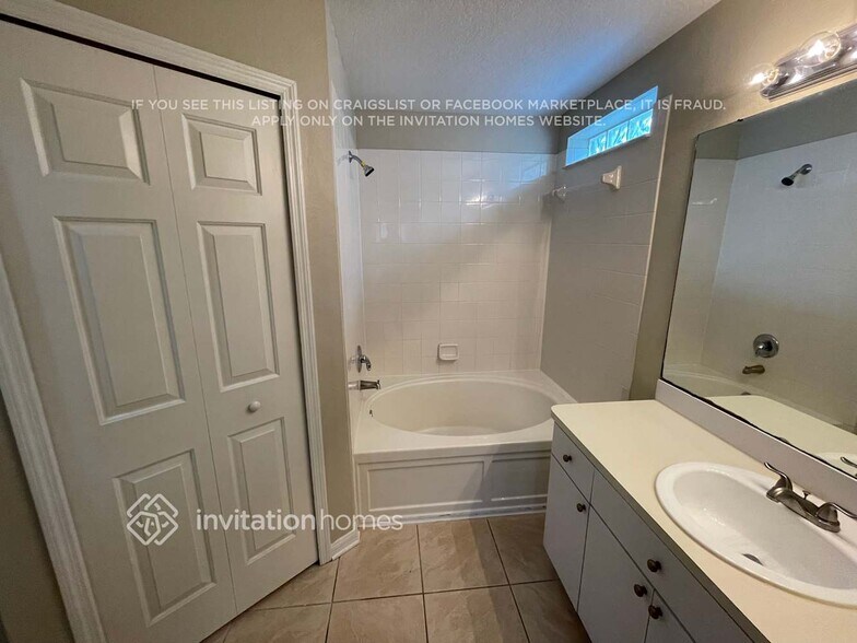 Building Photo - 14901 Stag Woods Cir