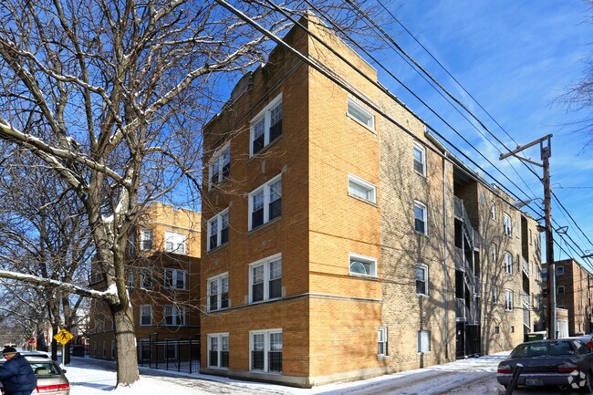 Building Photo - Chase-Paulina Apartments