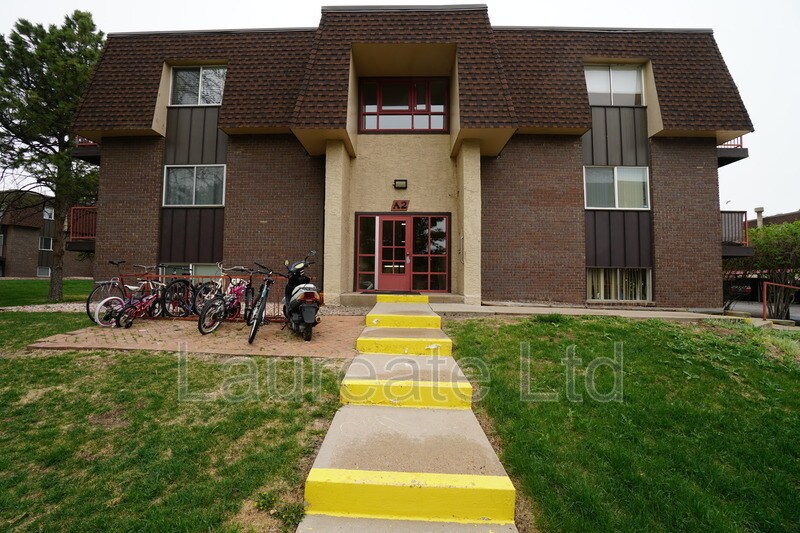 Building Photo - 7755 E Quincy Ave