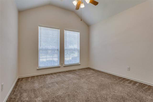 Building Photo - 1620 Bur Oak Dr