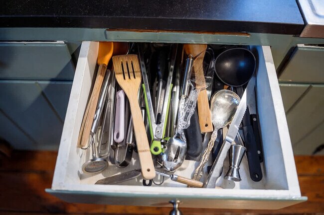 Building Photo - 1357 Canal Rd