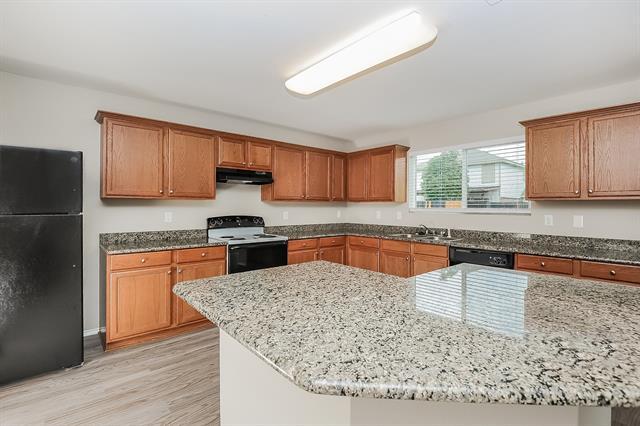 Building Photo - 8536 Star Thistle Dr