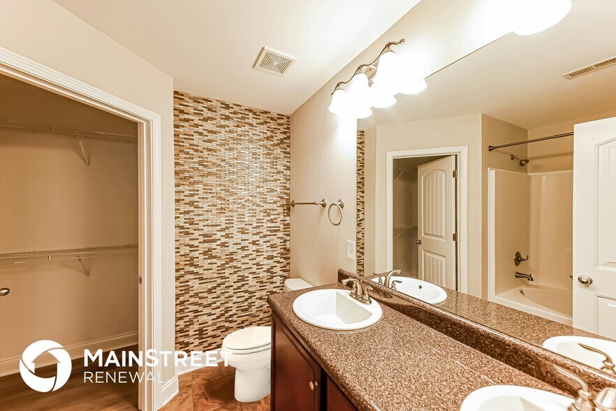 Building Photo - 133 Hidden Trace Ct