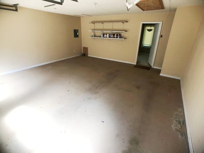 Building Photo - Ranch Home - 3BR/2BA - Powder Springs
