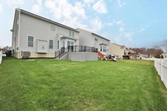 Building Photo - 6138 Prosen Dr